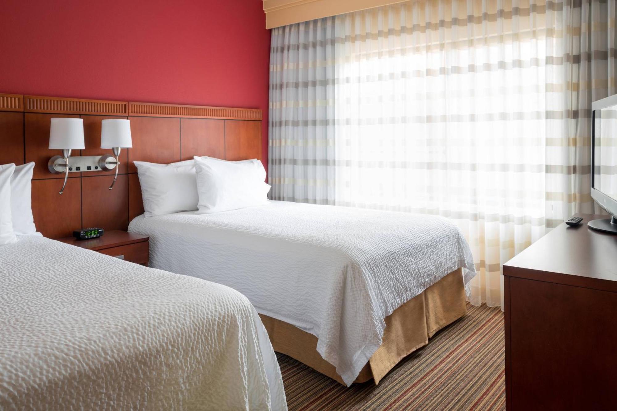 คอร์ทยาร์ด อินเดียนาโพลิส แอร์พอร์ต Hotel ภายนอก รูปภาพ